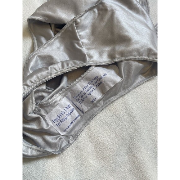 Oseree Glow One Shoulder Swimsuit In Silver SS Sm New W/O Tag - Picture 11 of 12